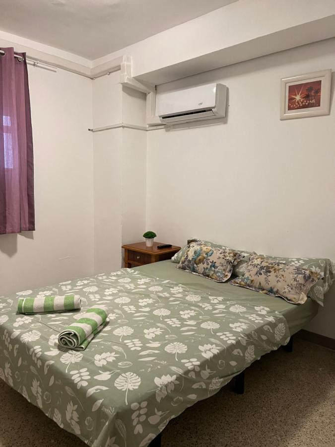 Pension La Parada Alicante Buitenkant foto